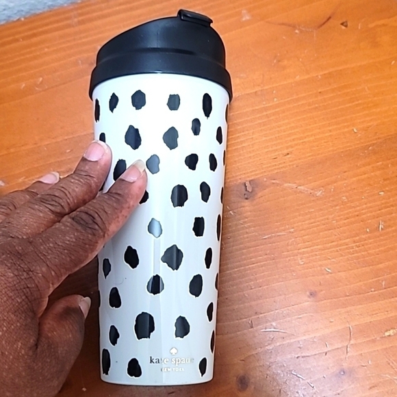 KATE SPADE NEW YORK FLAMINGO DOT THERMAL BLACK AND WHITE COFFEE MUG - Picture 7 of 8